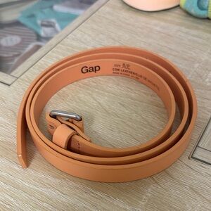 GAP Women’s Leather Belt size small